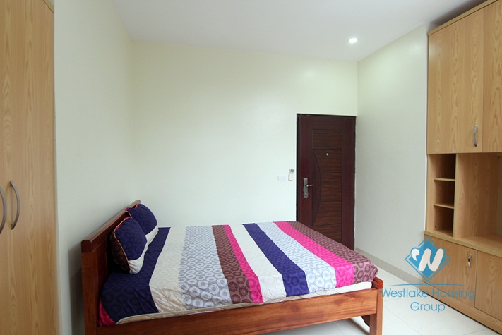 A cheap 2 bedroom apartment for rent in Dang thai mai, Tay ho, Ha noi